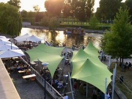 4seniorz berlin kanzler spree abends